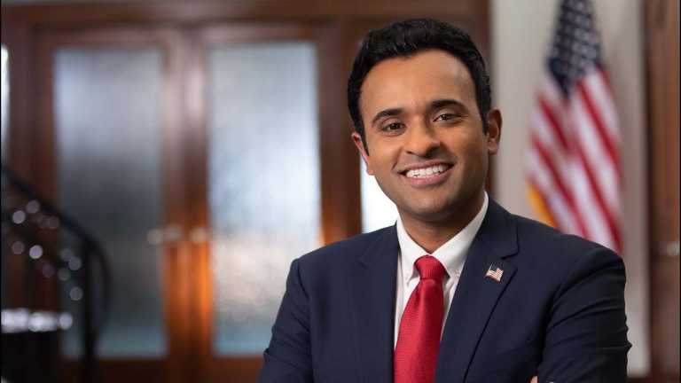 ભારતીય મૂળના વિવેક રામાસ્વામીએ યુએસ પ્રમુખપદની ચૂંટણી માટે ઉમેદવારી જાહેર કરી