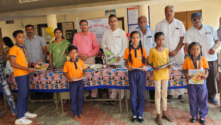 શાળા પ્રવેશોત્સવ: વંચિત બાળકોને શિક્ષણ આપવાનો પ્રયાસ