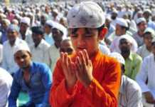 સરકારી શાળામાં વિદ્યાર્થીઓથી નમાજ પઢાવવાના ગંભીર આરોપો