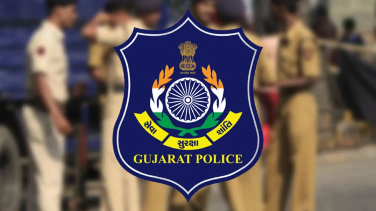 ગુજરાત પોલીસ વિભાગના 105 સિનિયર ક્લાર્કને મળ્યું પ્રમોશન | chitralekha