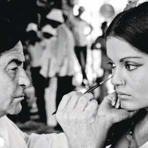 બીજી અભિનેત્રીઓએ ઠુકરાવેલી ‘રૂપા’ નું રૂપ ઝીનતે ધર્યું!