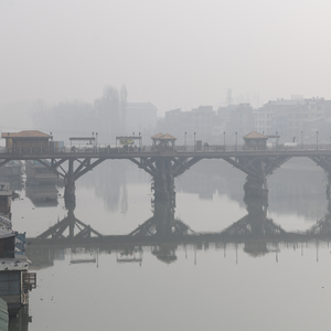 શ્રીનગરમાં માઈનસ ૫.૧ ડિગ્રી સેલ્સિયસ તાપમાન સાથે સિઝનની સૌથી ઠંડી રાત