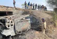 રાજકોટમાં પૂલ પરથી ખાબકી કાર, ત્રણ લોકો જીવતા ભૂંજાયા