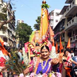 મુંબઈ: ગુડી પાડવા પર શોભાયાત્રાની રંગબેરંગી તસવીરો