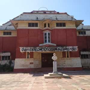 શ્રેષ્ઠીઓએ આપેલી આ ધરોહર સમારકામ ઝંખે છે