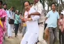 બંગાળમાં લોહિયાળ જંગ: હુમાયું કબીરની કાર પર પથ્થરમારો અને ભાજપના ઉમેદવારની ધોલાઈ