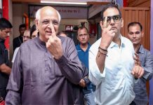 ગુજરાત ચૂંટણી: CM ભૂપેન્દ્ર પટેલે શીલજમાં કર્યું મતદાન