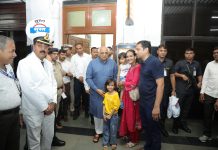 ભૂપેન્દ્ર પટેલ અને મનસુખ માંડવીયા વંદે ભારત ટ્રેનમાં સુરત પહોંચ્યા