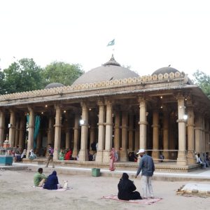 આશ્રમરોડની વચ્ચે ધબકતો ઇતિહાસ!