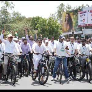 ‘વિશ્વ પર્યાવરણ દિને’ હર્ષ સંઘવીની સાયકલ રેલી