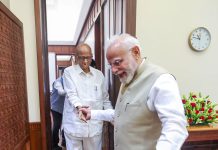 સંસદમાં PM મોદી સાથે શરદ પવાર અને સુપ્રિયા સુળેએ કરી મુલાકાત