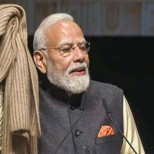 VIDEO : ન્યૂઝીલેન્ડમાં PM મોદીએ બતાવ્યું 30 વર્ષ જૂનું ગિફ્ટમાં મળેલું મફલર