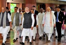 વિદ્યાર્થીઓનાં હિતો અમારા માટે સર્વોપરી છેઃ વડા પ્રધાન મોદી