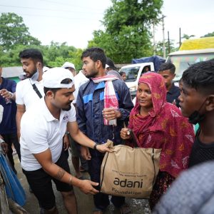 પૂર પીડિત આસામની મદદે આવ્યા ગૌતમ અદાણી