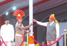 80મા સ્વાતંત્ર્ય પર્વની રાજ્યકક્ષાની ઉજવણીમાં CM ભૂપેન્દ્ર પટેલે ફરકાવ્યો તિરંગો