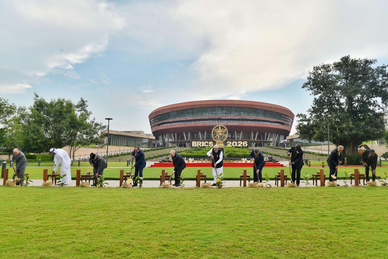 BRICS Summit 2026: PM મોદી અને બ્રિક્સ દેશોના નેતાઓએ કર્યું વૃક્ષારોપણ