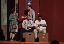 સુરતમાં પહેલીવાર ટિકિટના પ્રયોગ સાથે નવા રંગમંચ પર નાટક સ્પર્ધાનો આરંભ