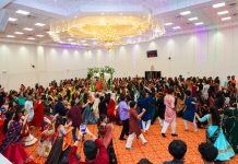 અમેરિકામાં શ્રી સ્વામિનારાયણ સનાતન મંદિરમાં નવરાત્રીની ભવ્ય ઉજવણી