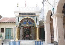 સરસ્વતી નદી કાંઠે બે સરસ્વતી મંદિર!