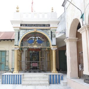 સરસ્વતી નદી કાંઠે બે સરસ્વતી મંદિર!