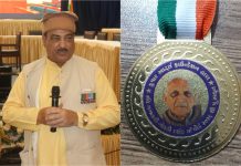જામનગરના સાહિત્યકાર ડૉ. સતિષચંદ્ર વ્યાસ પ્રતિષ્ઠિત ‘દર્શક એવોર્ડ’થી સન્માનિત